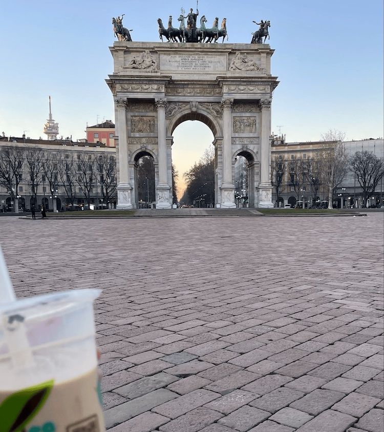 Milan's Arco della Pace (Arch of Peace)