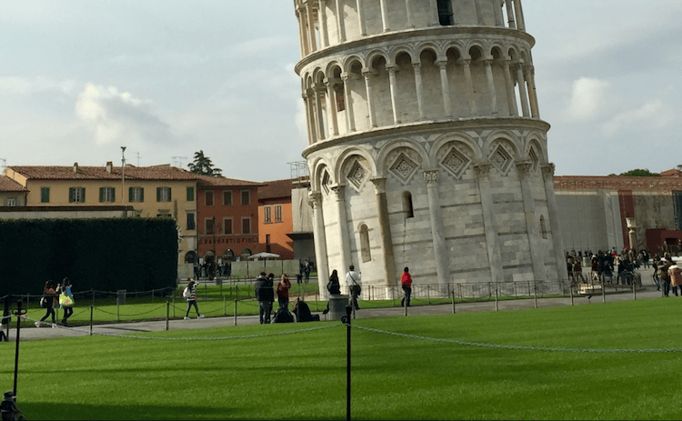 The Leaning Tower of Pisa with no line because it's winter.