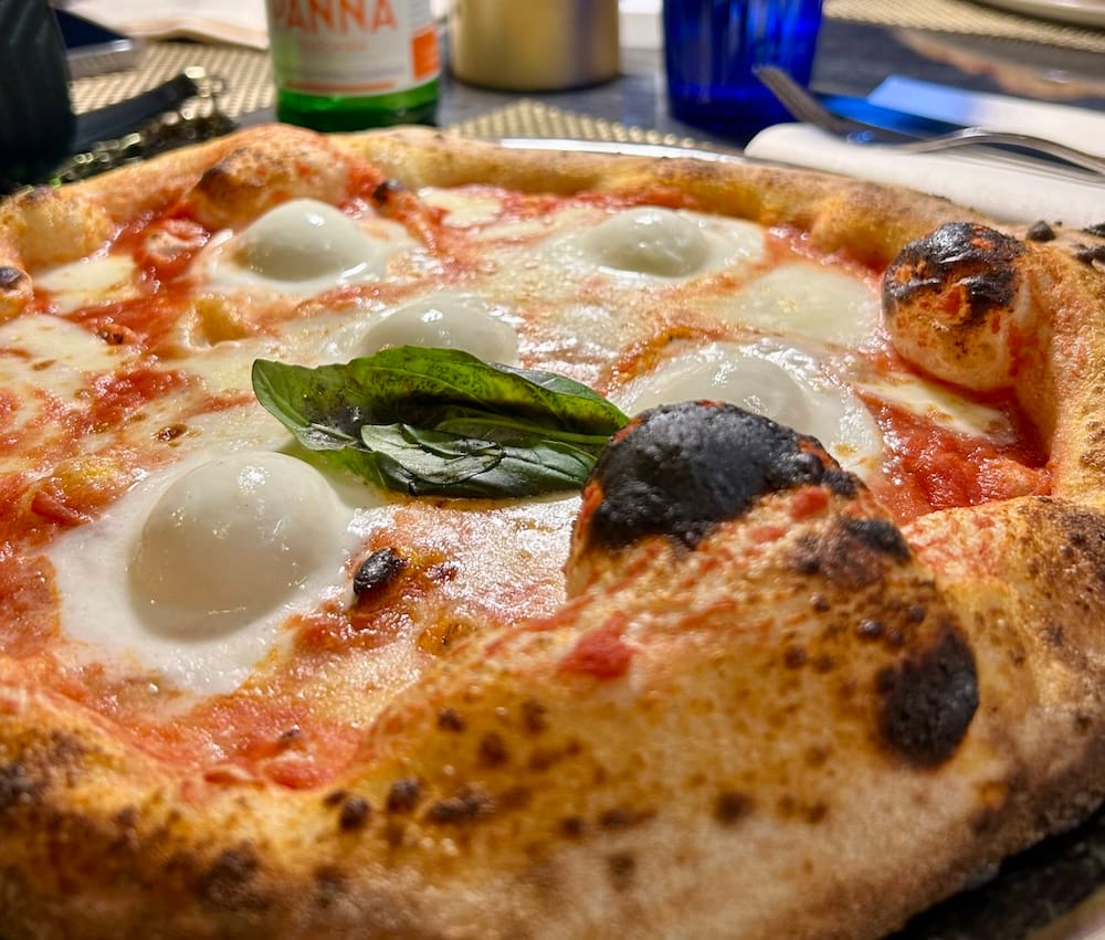 A classic vegetarian pizza in Milan.